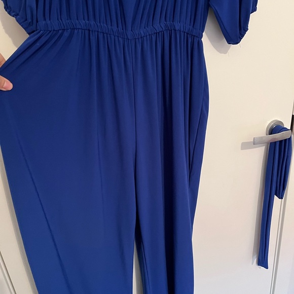 Royal blue jumpsuit with matching tie belt - Picture 6 of 6